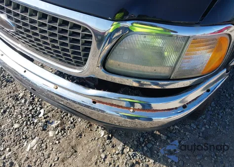 1999 Ford Expedition Eddie Bauer/Xlt from USA, damaged, VIN 1FMRU17L3XLA48890